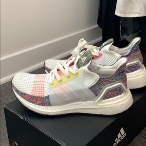 Adidas limited addition pride ultraboost